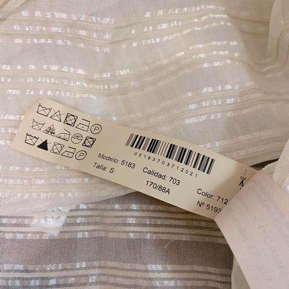 MassimoDutti STRIPED SILK BLOUSE WITH CAPELET - Picture 6 of 11